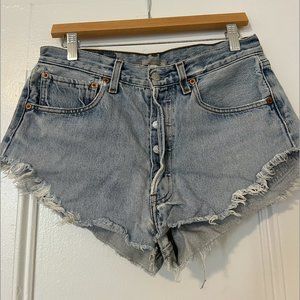 LEVI'S Jean Shorts (Urban Renewal) S